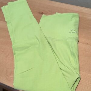 Beyond Yoga Bright Green Leggings